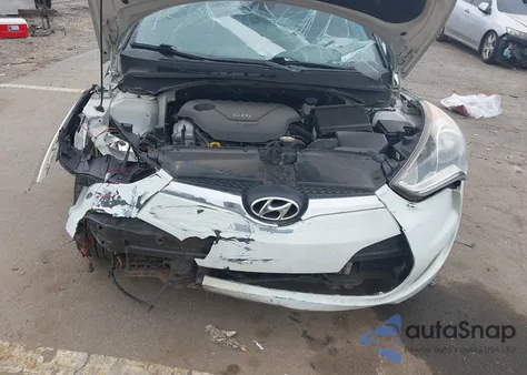 2013 Hyundai Veloster Base W/Gray from USA, damaged, VIN KMHTC6AD0DU155604